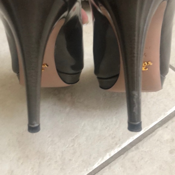 Prada Pumps - Picture 4 of 5